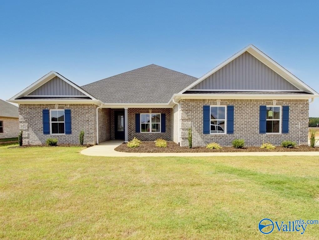 Property: 26121 Woodfield Drive,Athens, AL
