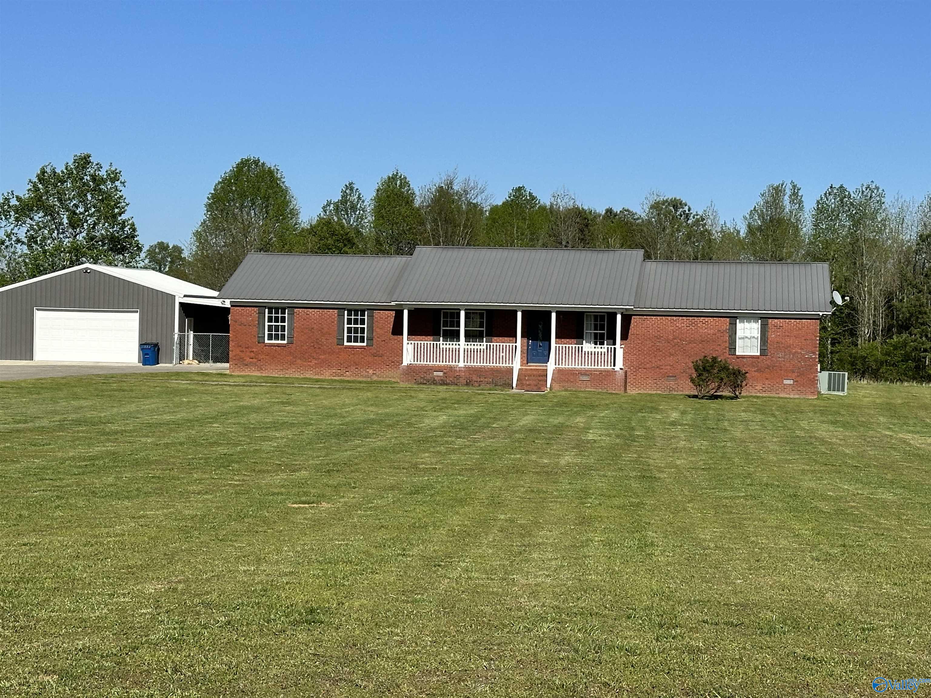 Property: 606 Welcome Home Road,Grant, AL