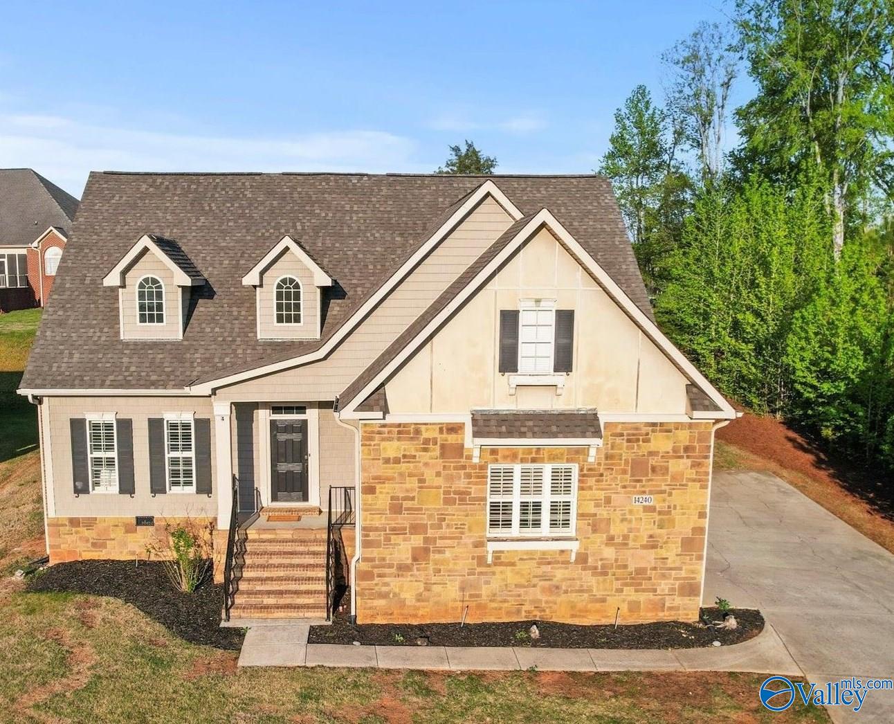 Property: 14240 Water Stream Drive Nw,Harvest, AL