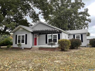 56 Russell Street, Section, AL 35771