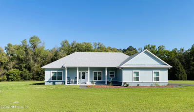 Lake City, FL home for sale located at 393 SE Holly Ter, Lake City, FL 32025