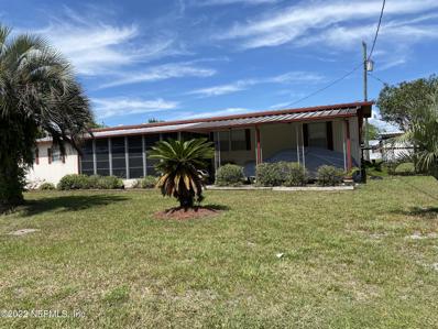 Crescent City, FL home for sale located at 107 Glenn St, Crescent City, FL 32112