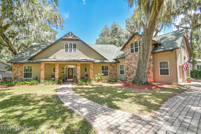 Welaka, FL home for sale located at 118 Beechers Point Dr, Welaka, FL 32193