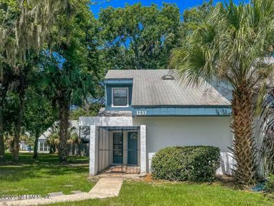 Jacksonville, FL home for sale located at 1233 Songbird Ln, Jacksonville, FL 32233