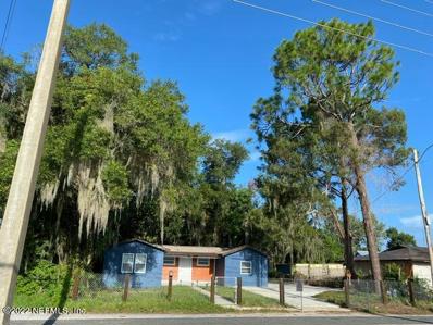 Palatka, FL home for sale located at 1204 S 18TH St, Palatka, FL 32177