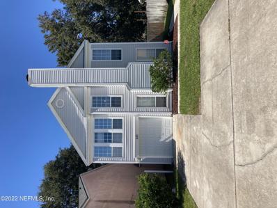 Jacksonville, FL home for sale located at 582 Staffordshire Dr E, Jacksonville, FL 32225