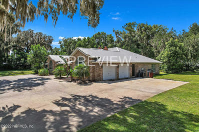 Crescent City, FL home for sale located at 505 N Lake St, Crescent City, FL 32112