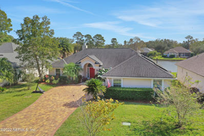 Jacksonville Beach, FL home for sale located at 1127 Blue Heron Ln W, Jacksonville Beach, FL 32250