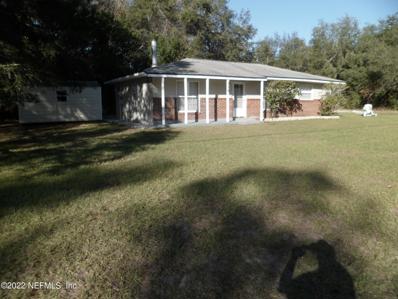 Interlachen, FL home for sale located at 319 Winton Ave, Interlachen, FL 32148