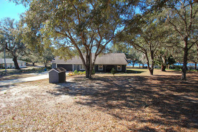 Keystone Heights, FL home for sale located at 5717 N Crater Lake Cir N Cir, Keystone Heights, FL 32656