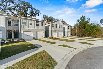 Jacksonville, FL home for sale located at 5893 Creekside Crossing Dr, Jacksonville, FL 32210