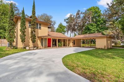 Orange Park, FL home for sale located at 2712 Red Fox Rd, Orange Park, FL 32073