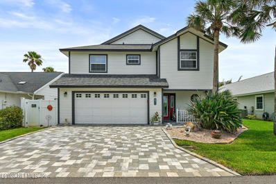 Palm Coast, FL home for sale located at 36 Medford Dr, Palm Coast, FL 32137