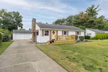 54525 28th, South Bend, IN 46635 - #: 202333455