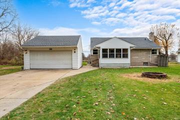 24825 State Road 2, South Bend, IN 46619 - #: 202342705