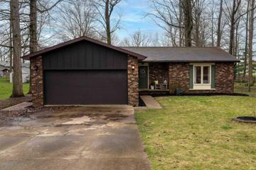 308 Woods Dr, Albion, IN 46701 - #: 202411150
