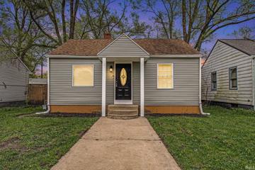 526 S Illinois, South Bend, IN 46619 - #: 202413192