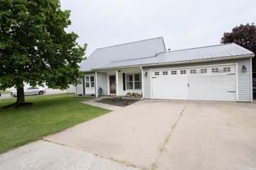 102 Highland Park, Albion, IN 46701 - #: 202415308