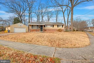 704 Hamlen Rd, Glen Burnie, MD 21061, MLS# MDAA2067186