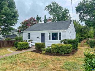 322 NE 11TH St, Charlottesville, VA 22902 - MLS#: 654942