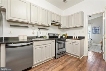 500 Florida Avenue NW Unit 2, Washington, DC 20001 - MLS#: DCDC2157836