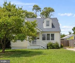 404 N Hammonds Ferry Road, Linthicum Heights, MD 21090 - #: MDAA2090282