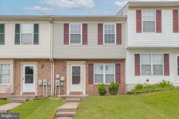 12 London Perry Court, Middle River, MD 21220 - #: MDBC2097012