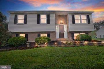 414 Stacy Lee Court, Westminster, MD 21158 - #: MDCR2016692