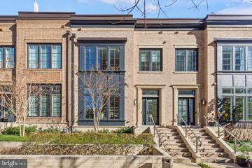 3731 Chevy Chase Lake Drive, Chevy Chase, MD 20815 - #: MDMC2117078