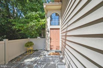 5723 Balsam Grove Court, North Bethesda, MD 20852 - MLS#: MDMC2138740