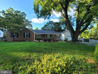 4 Virginia Drive, Gaithersburg, MD 20877 - #: MDMC2145280