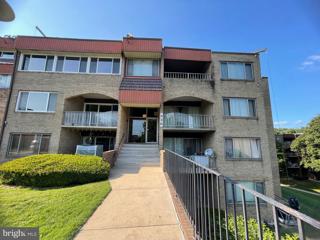 436 Girard Street Unit 239 - 2>, Gaithersburg, MD 20877 - #: MDMC2147252