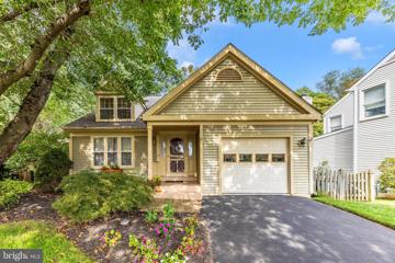 17 Burnt Woods Court, Germantown, MD 20874 - #: MDMC2148480