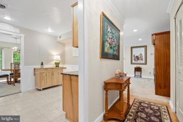 5815 Edson Lane Unit 203, Rockville, MD 20852 - MLS#: MDMC2148580