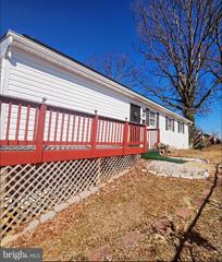 4918 Emo Street, Capitol Heights, MD 20743 - #: MDPG2105706