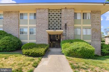 7232 Donnell Place Unit B, District Heights, MD 20747 - #: MDPG2110068