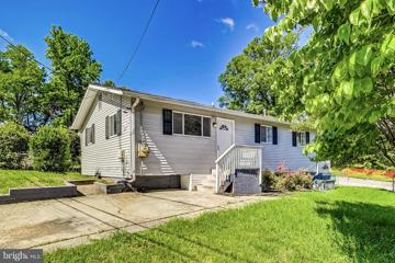 1011 Iago Avenue, Capitol Heights, MD 20743 - #: MDPG2113234