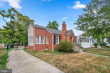 5008 Pierce Avenue, College Park, MD 20740 - MLS#: MDPG2117116