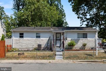 4910 Emo Street, Capitol Heights, MD 20743 - #: MDPG2119462