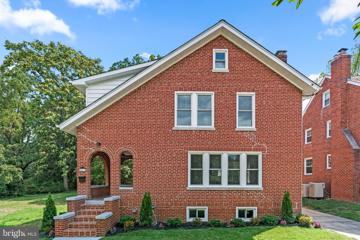 4213 Tuckerman Street, University Park, MD 20782 - MLS#: MDPG2121360