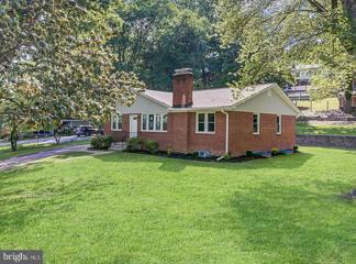 4804 Henderson Road, Temple Hills, MD 20748 - #: MDPG2123570