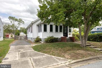 5014 Roanoke Place, College Park, MD 20740 - MLS#: MDPG2125336