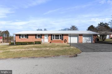 17 Blue Spruce Circle, Hagerstown, MD 21740 - #: MDWA2019982