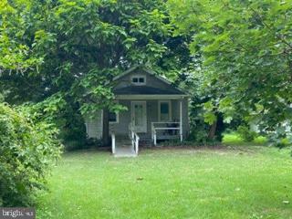 423 Elm Street, Hammonton, NJ 08037 - #: NJAC2013694