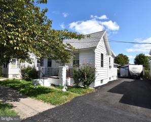 854 E Route 130, Burlington, NJ 08016 - MLS#: NJBL2072390