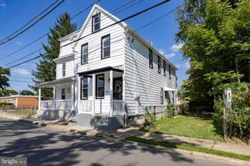 235 Ellis Street, Burlington, NJ 08016 - MLS#: NJBL2072506