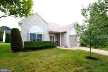 74 Cottage Lane E, Columbus, NJ 08022 - MLS#: NJBL2073040