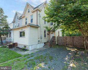 825 Broadway, Westville, NJ 08093 - MLS#: NJGL2046938