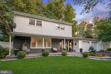 6 Pin Oak, Lawrence, NJ 08648 - MLS#: NJME2048546