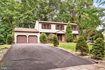 14 Blackfoot Drive, Englishtown, NJ 07726 - #: NJMM2002932